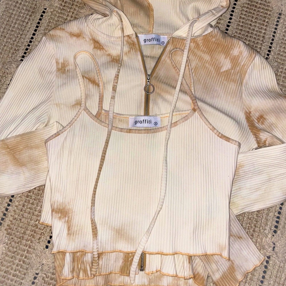 🫶🏻 Graffiti Set in Beige Tie-Dye!!